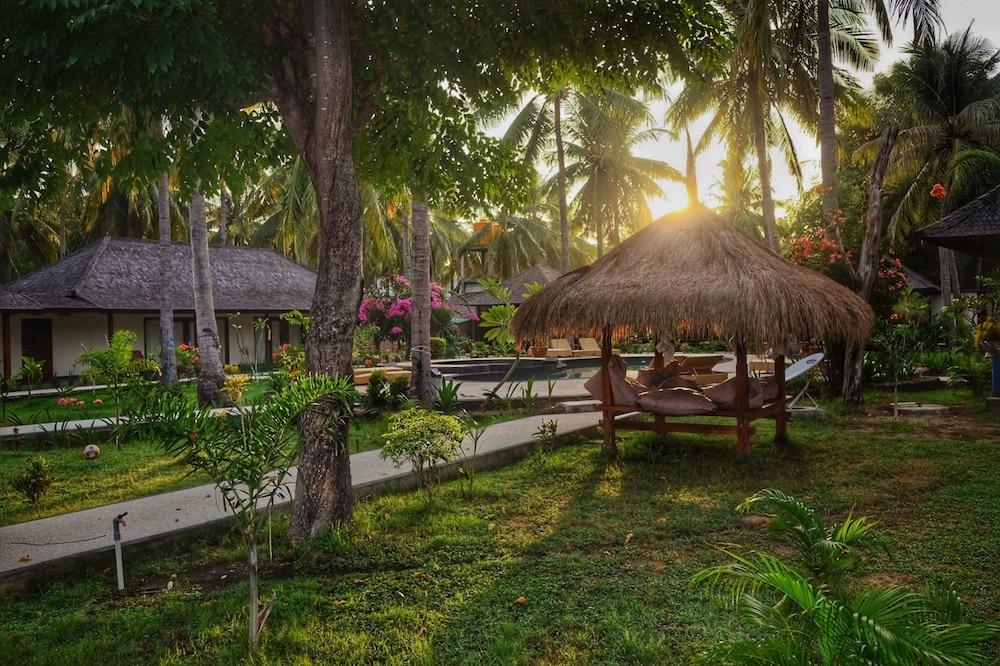 Trawangan Oasis Hotel Gili Trawangan Exterior photo