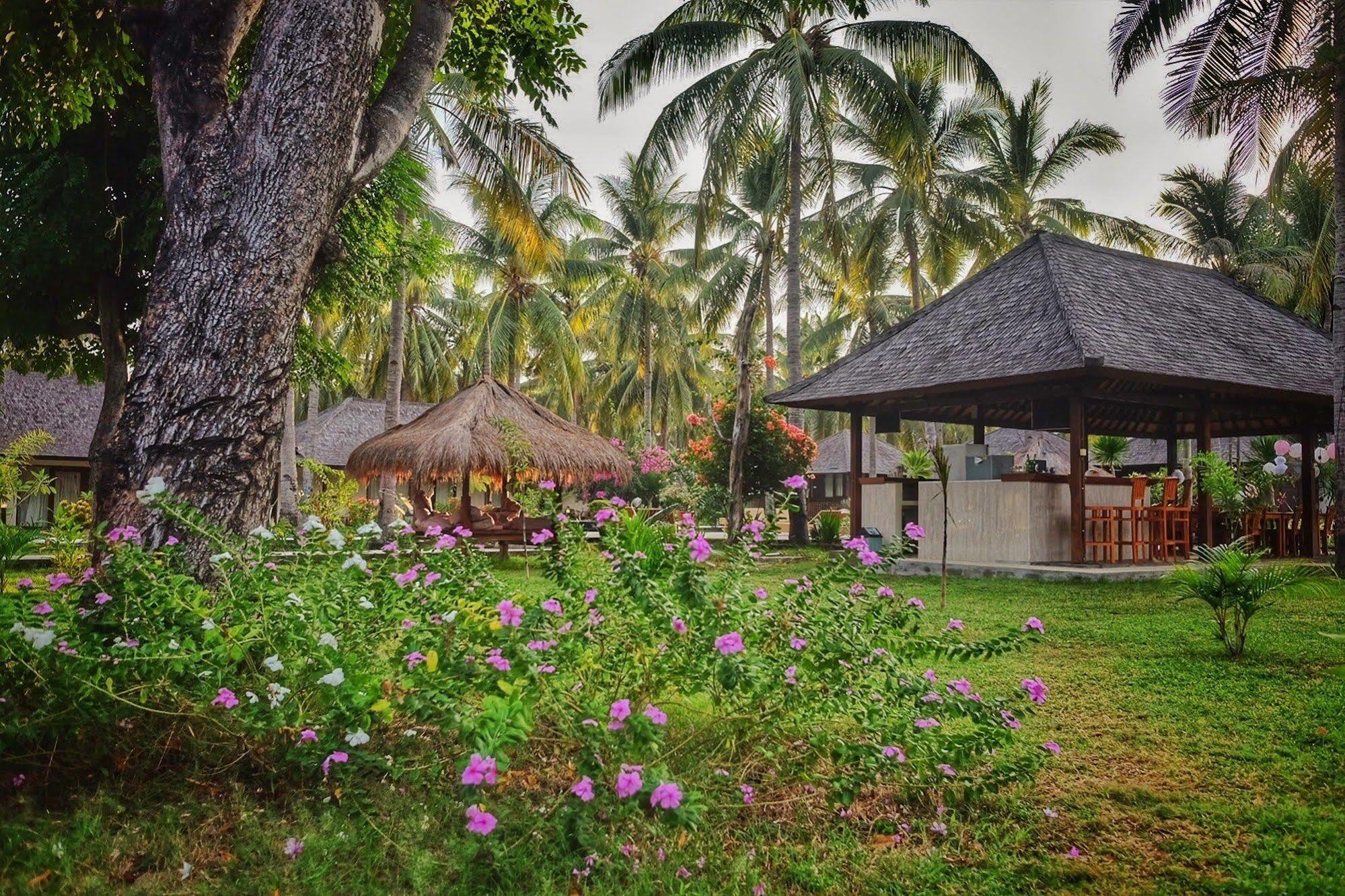 Trawangan Oasis Hotel Gili Trawangan Exterior photo